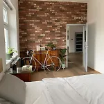 Colorful Apartman In Holesovice